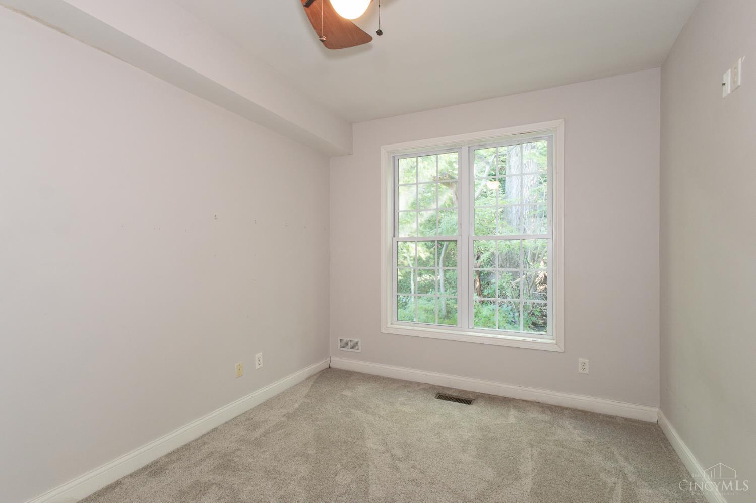 1238 Elsinore Avenue, Cincinnati, OH, 45202 — photo 26