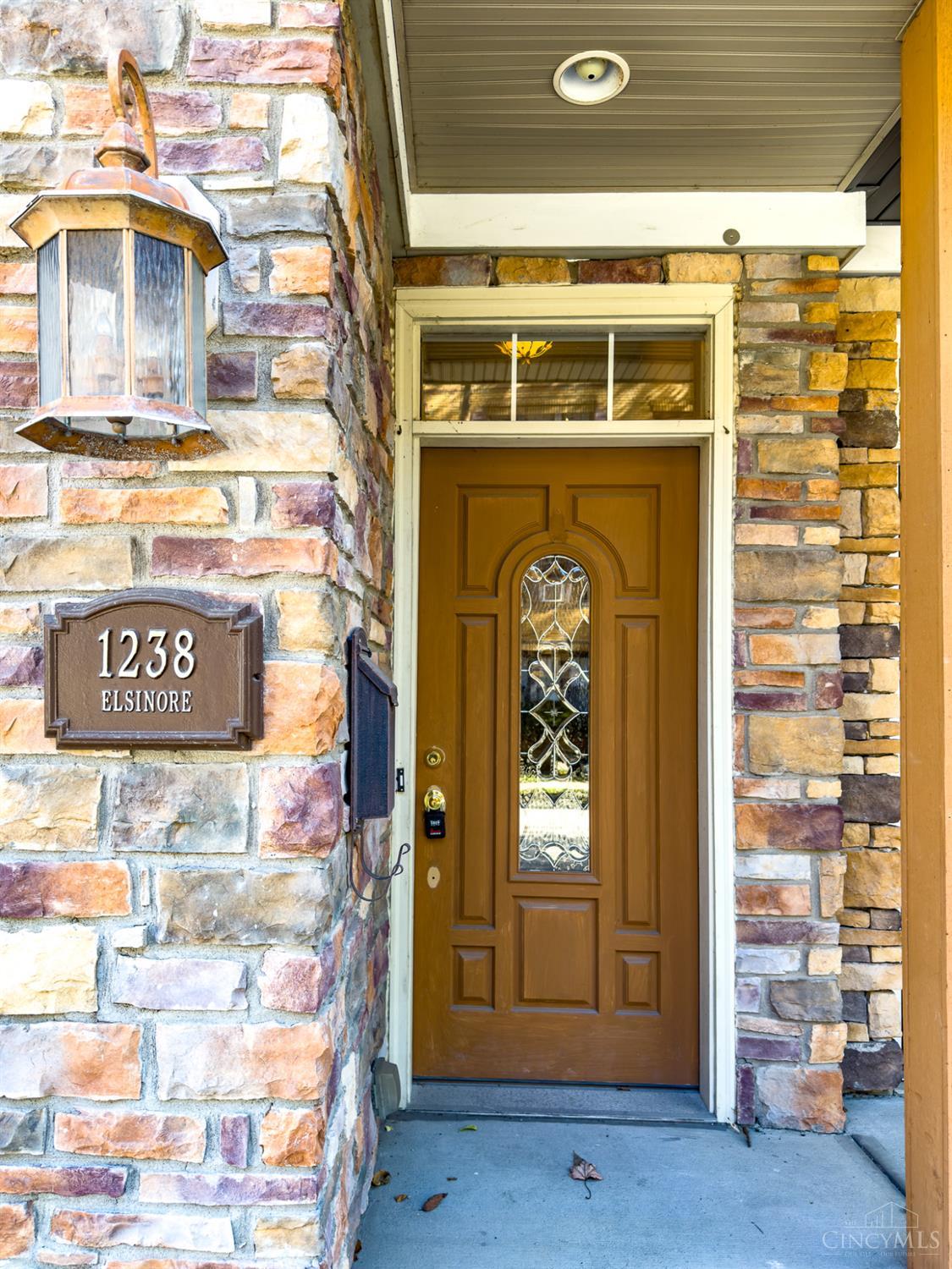 Homes for sale in Cincinnati, OH | 1238 Elsinore Ave, Cincinnati, OH 45202 | MLS# 1859608