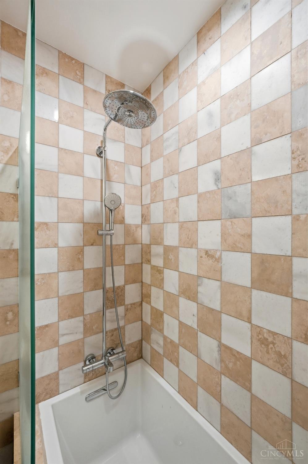 1508 Pleasant Street #PH1, Cincinnati, OH, 45202 — photo 25