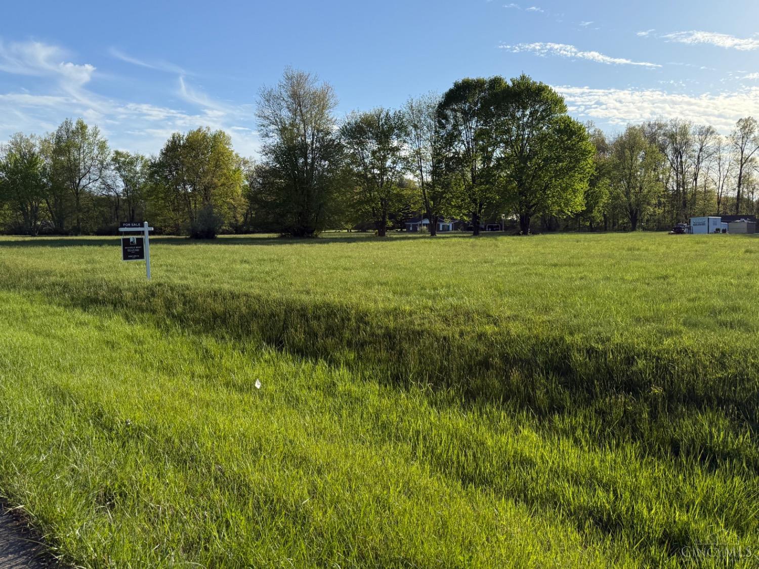 Homes for sale in Perry Twp, OH | 980 Krupp Dr, Perry Twp, OH 45118 | MLS# 1859960