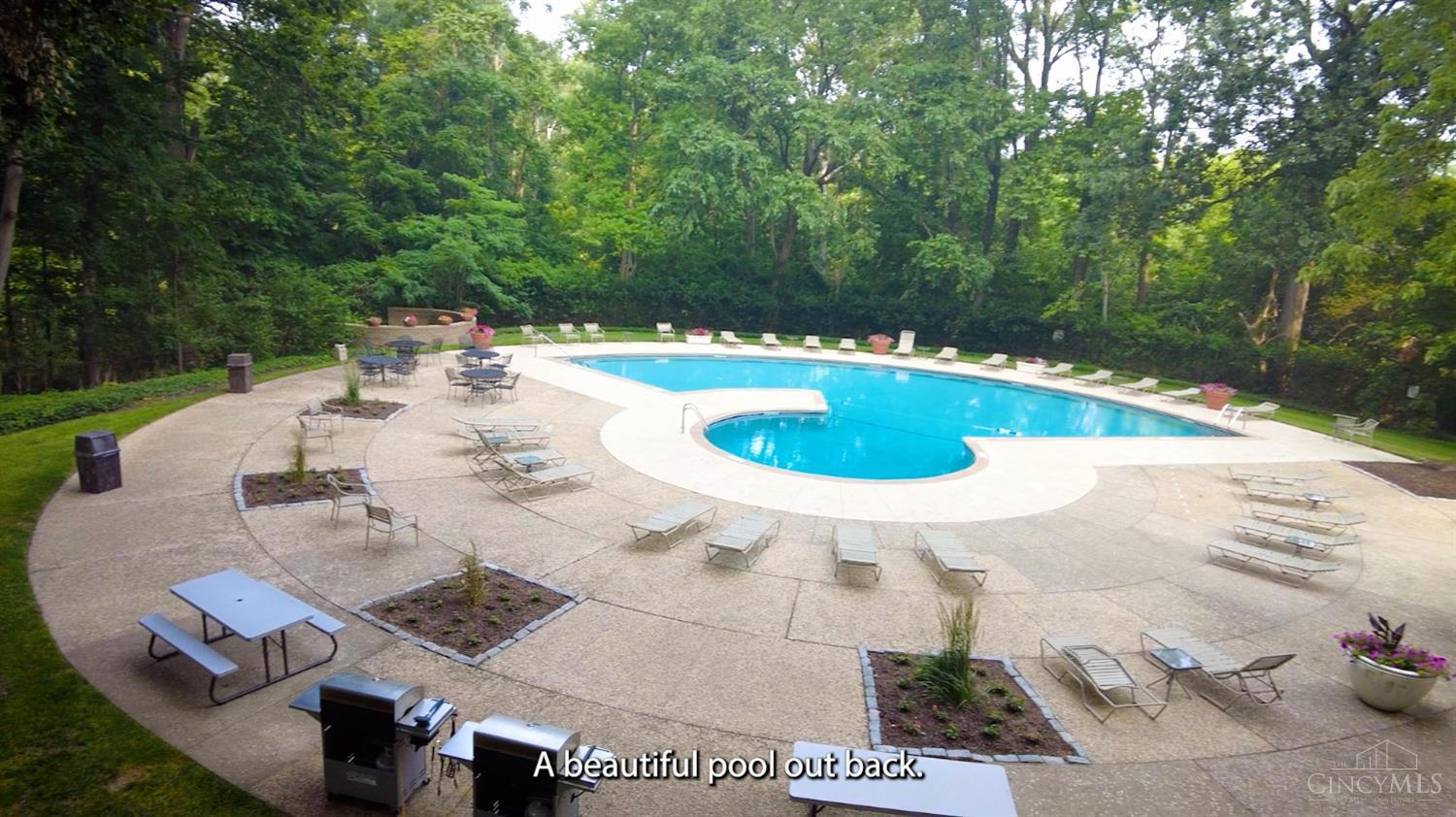 Homes for sale in Cincinnati, OH | 2324 Madison Rd #403, Cincinnati, OH 45208 | MLS# 1860234