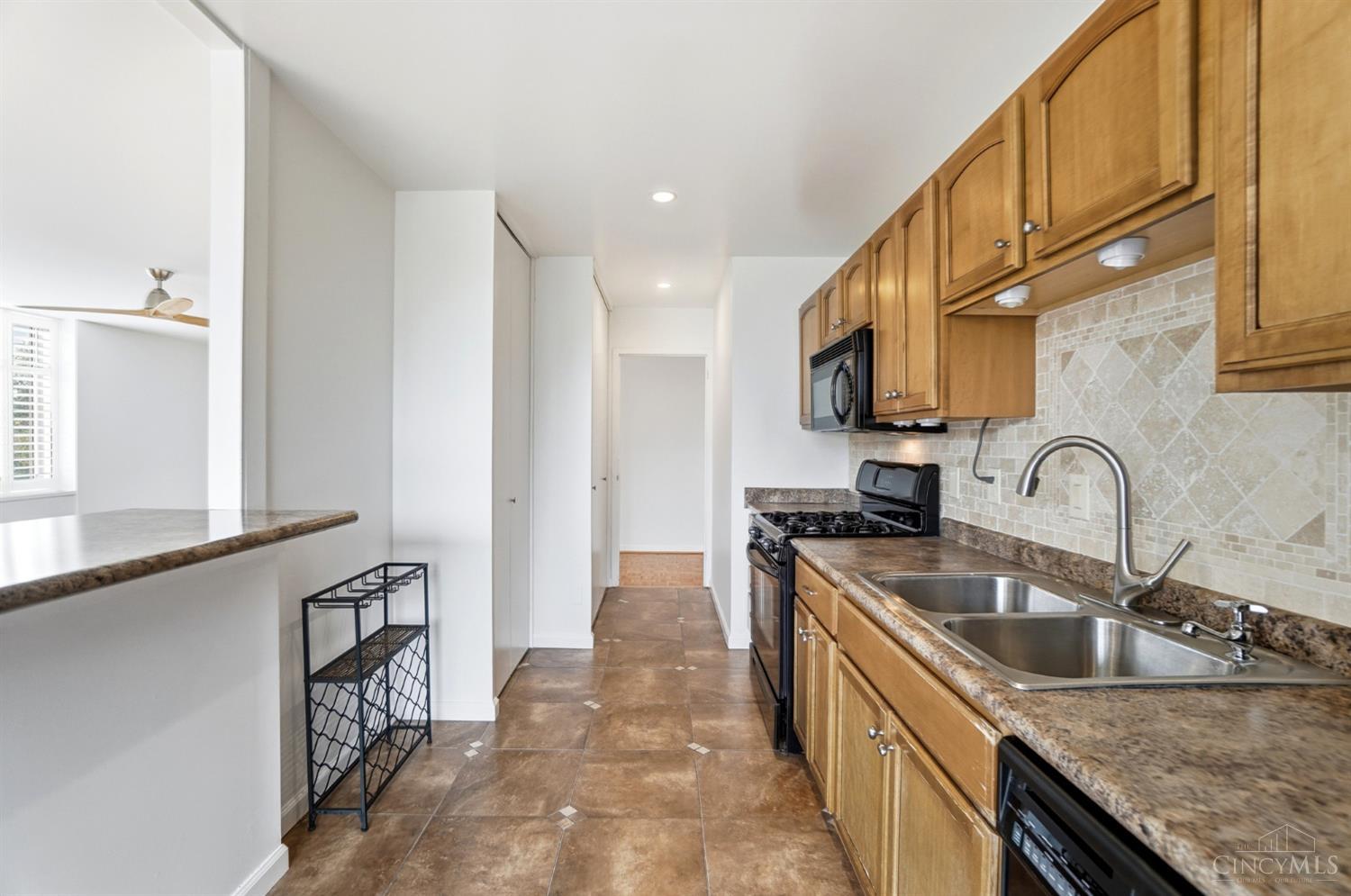 2324 Madison Road #403, Cincinnati, OH, 45208 — photo 18
