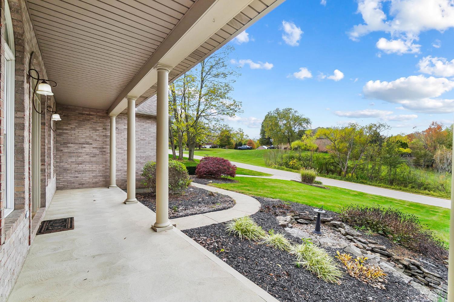 Homes for sale in Hamilton Twp, OH | 5416 Chancellor Ln, Hamilton Twp, OH 45152 | MLS# 1859886