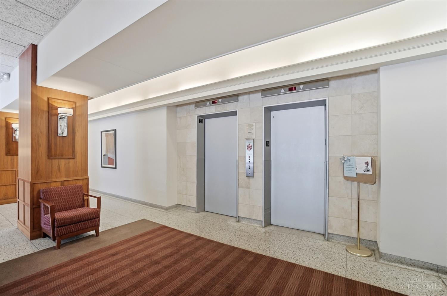 Homes for sale in Cincinnati, OH | 2324 Madison Rd #403, Cincinnati, OH 45208 | MLS# 1860234