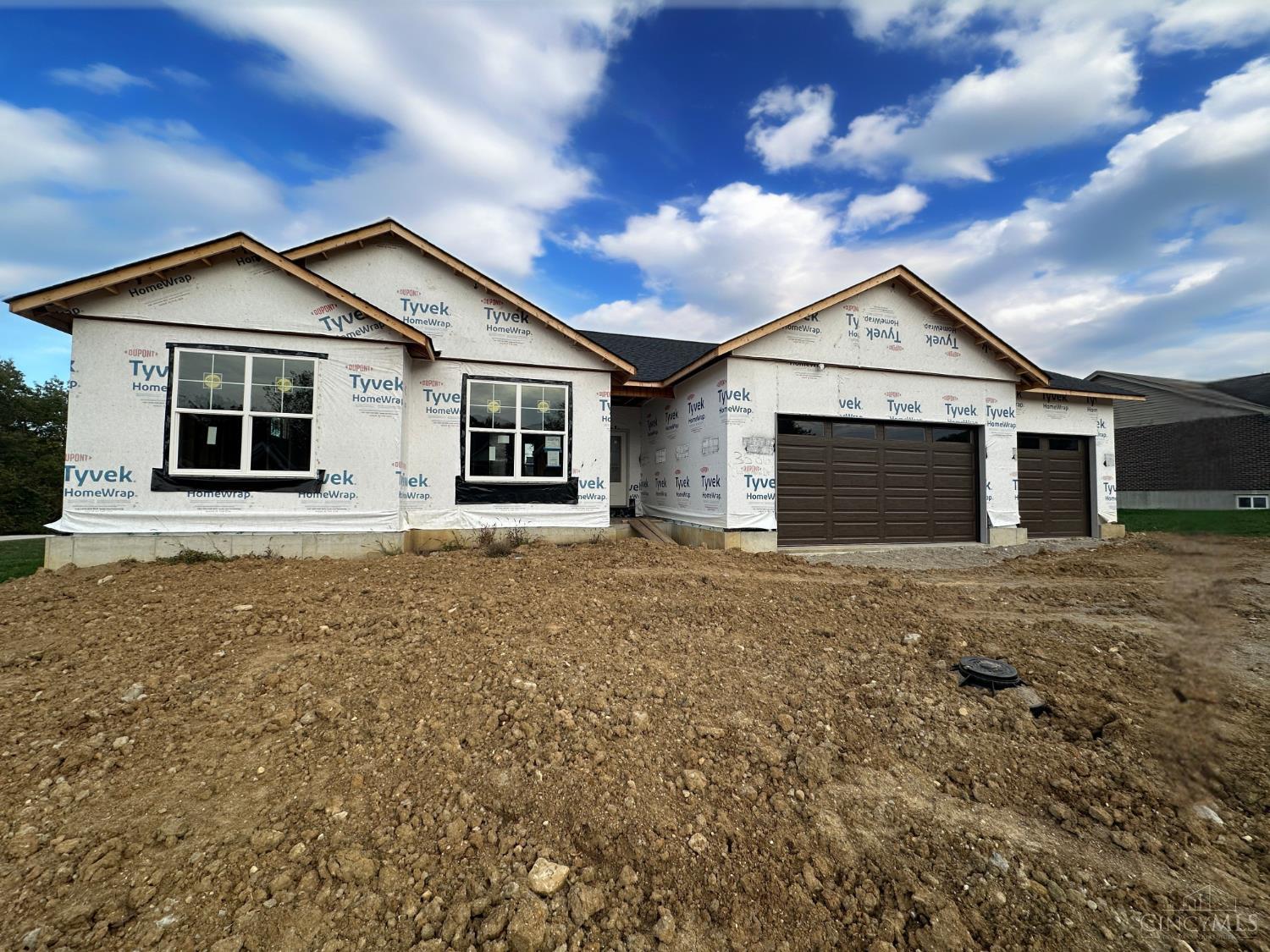 Homes for sale in Ross Twp, OH | 3586 Longhorn Dr, Ross Twp, OH 45013 | MLS# 1860170