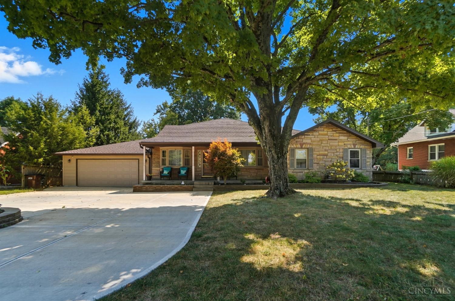 Homes for sale in Green Twp, OH | 4201 Boomer Rd, Green Twp, OH 45247 | MLS# 1860582