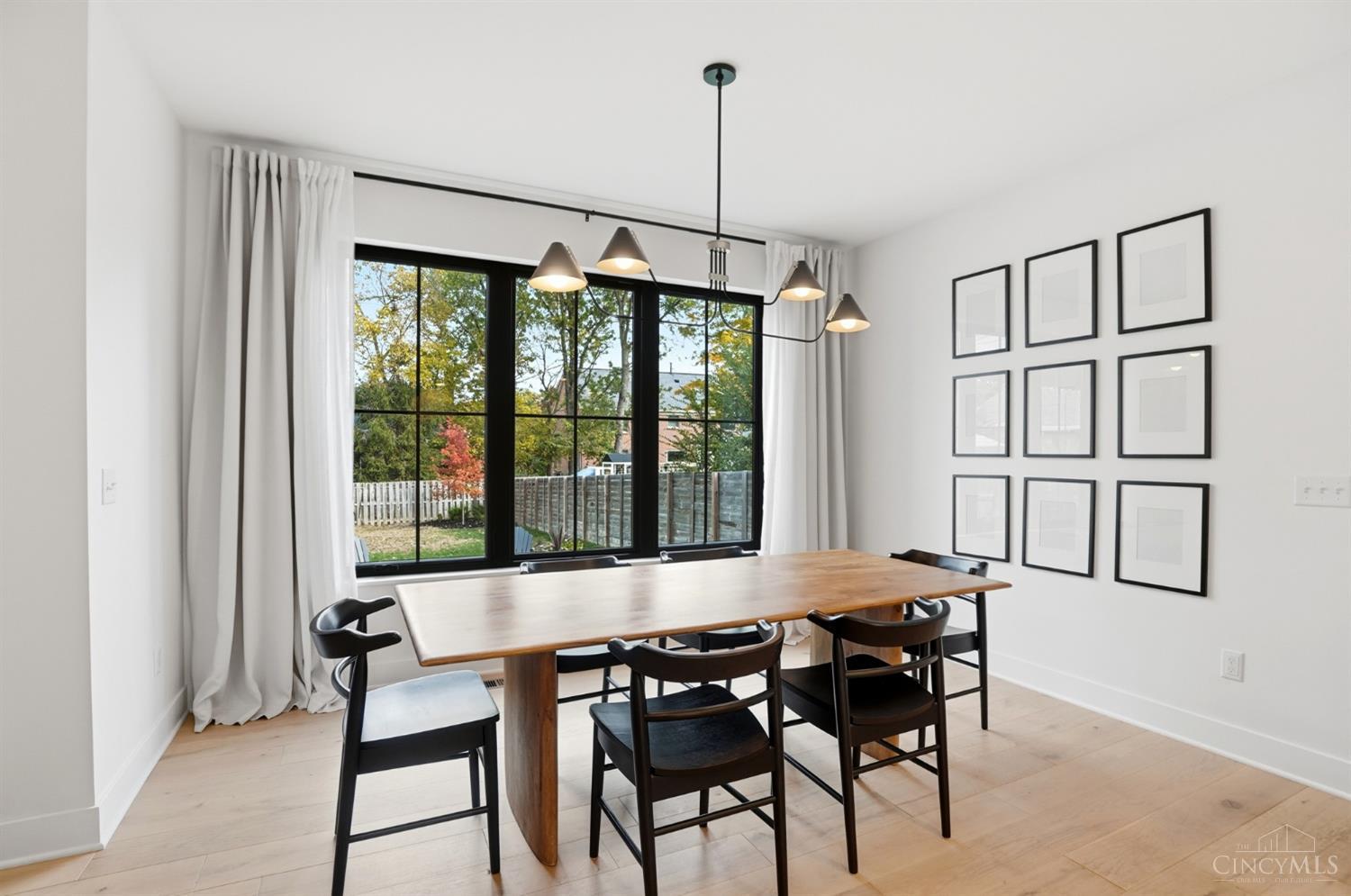 4832 Prospect Avenue