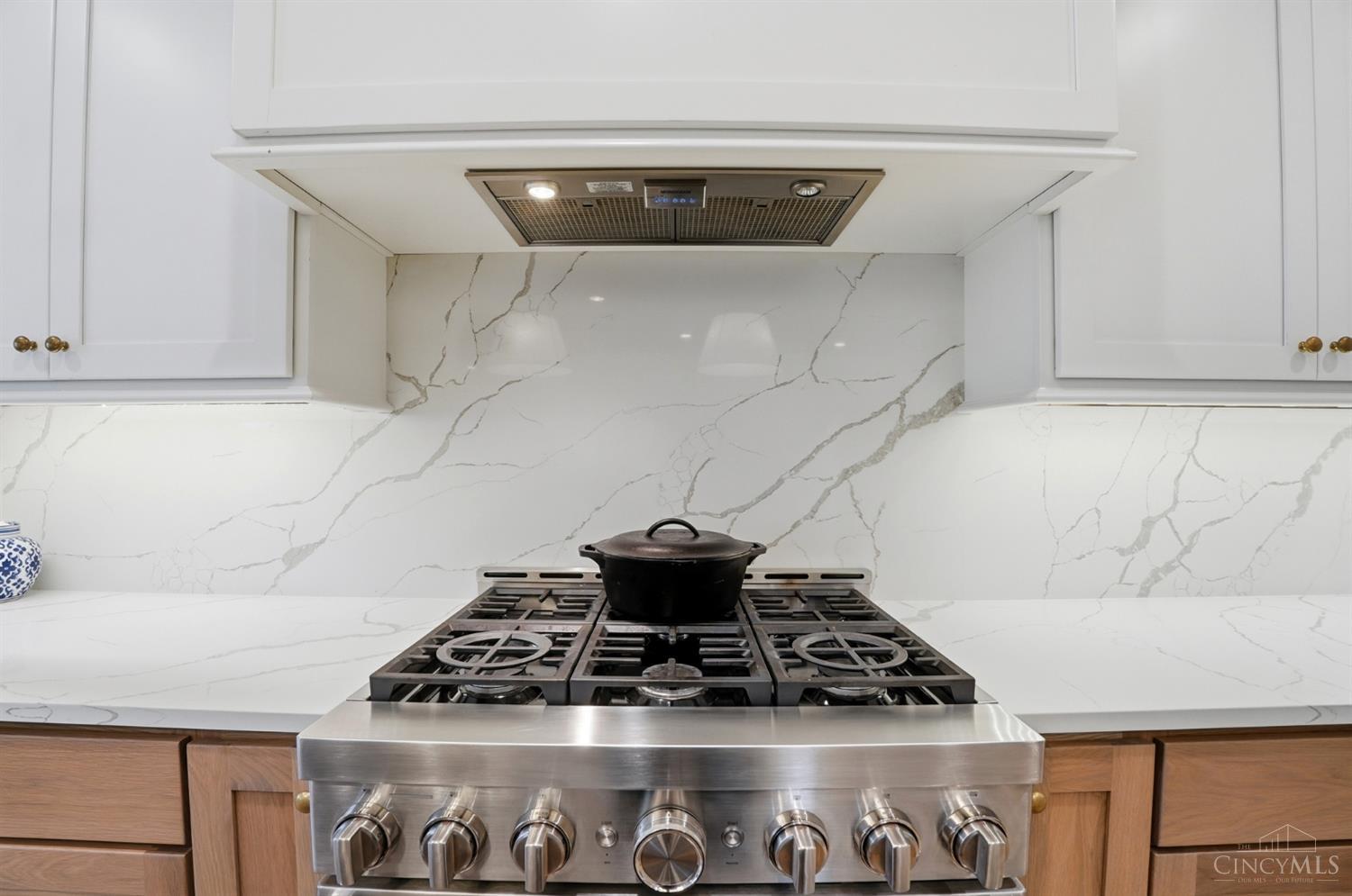 4832 Prospect Avenue