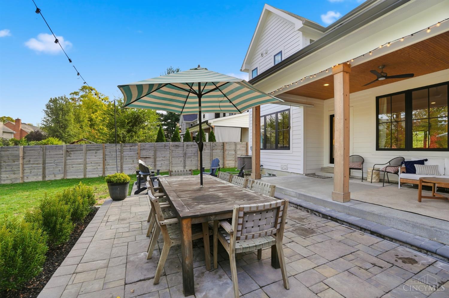 4832 Prospect Avenue