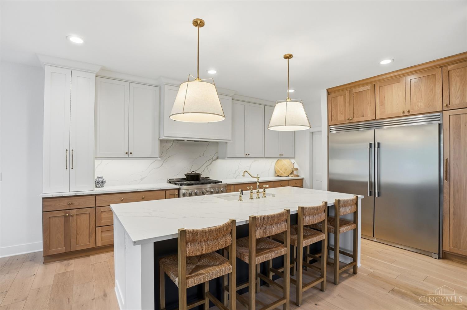 4832 Prospect Avenue