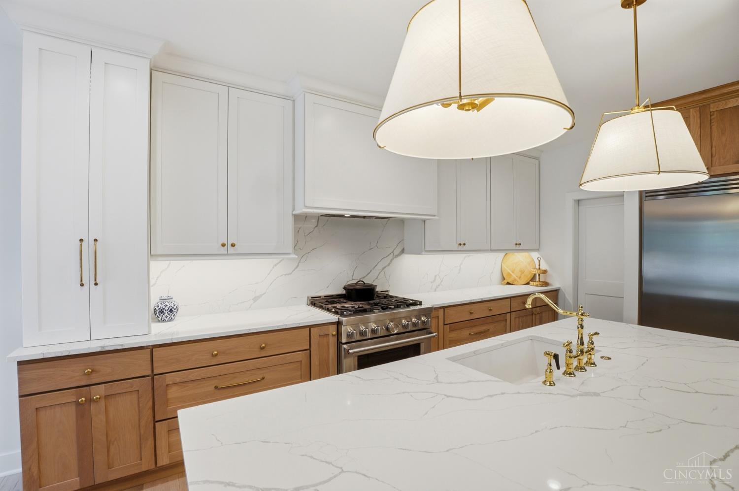 4832 Prospect Avenue