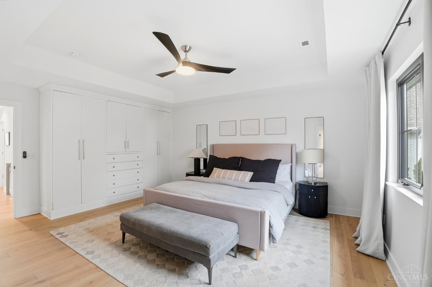 4832 Prospect Avenue