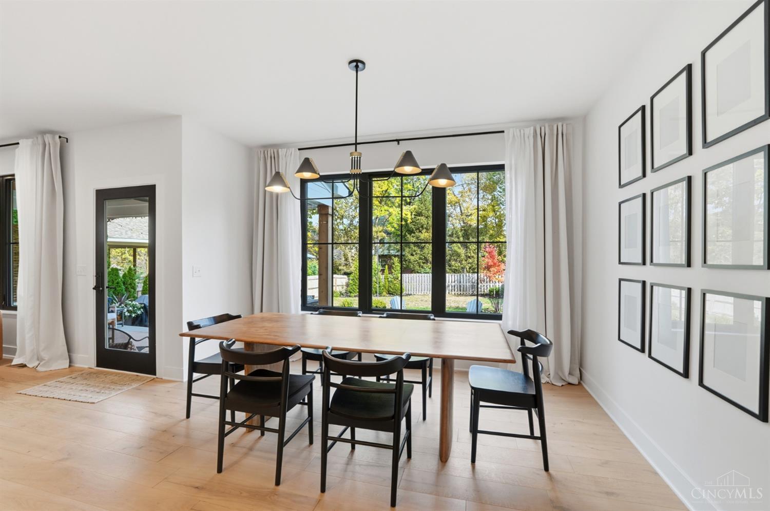 4832 Prospect Avenue