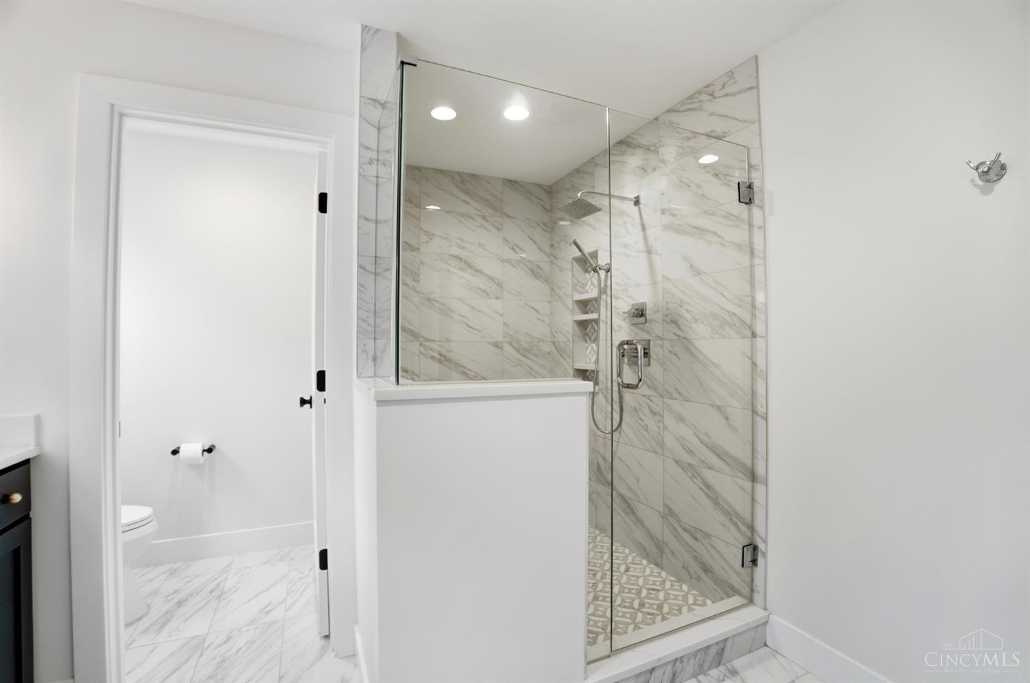 4832 Prospect Avenue