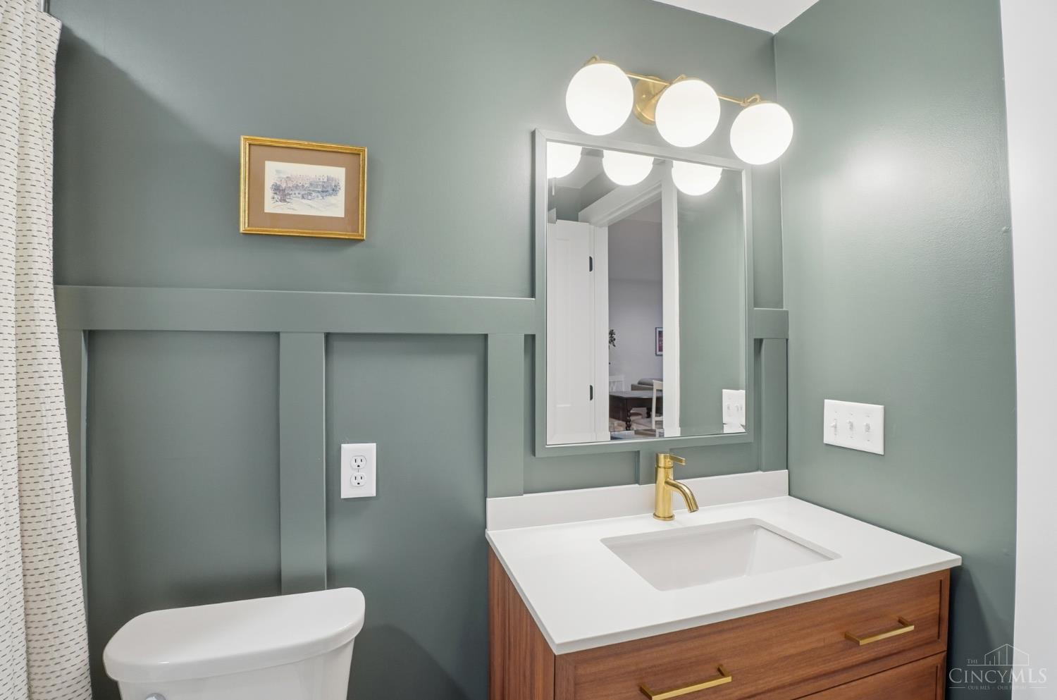 4832 Prospect Avenue