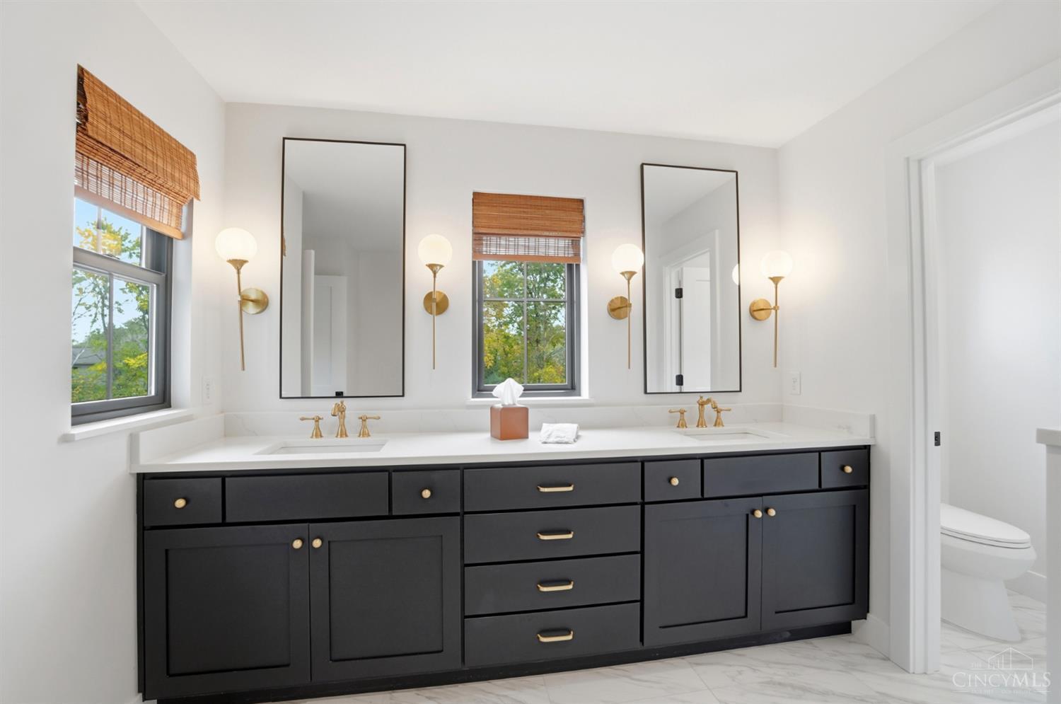 4832 Prospect Avenue