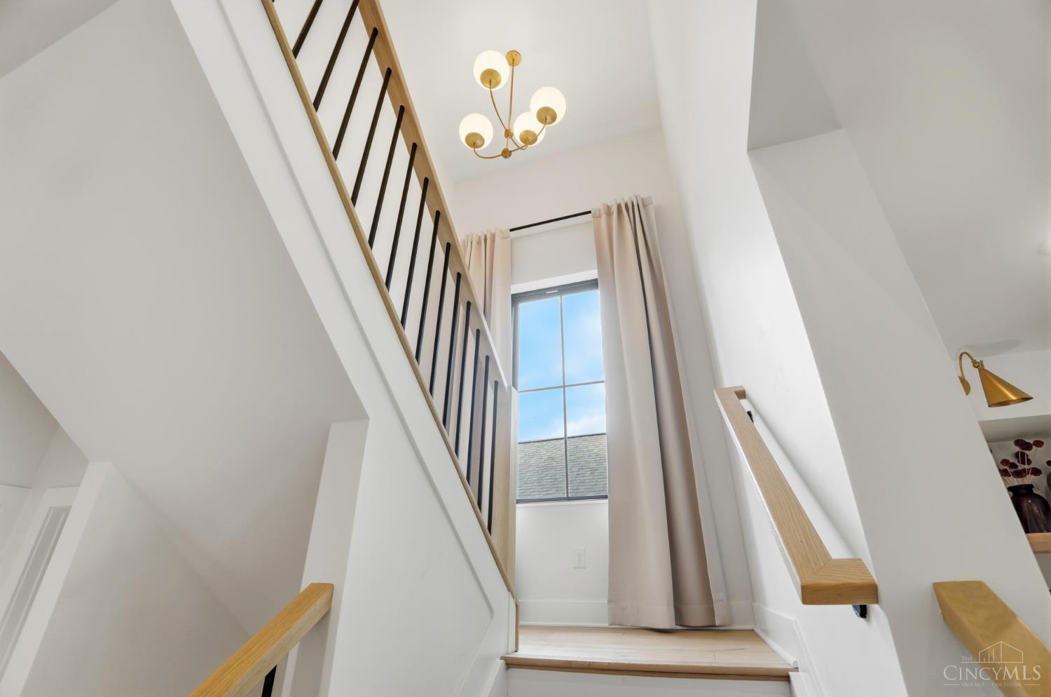 4832 Prospect Avenue