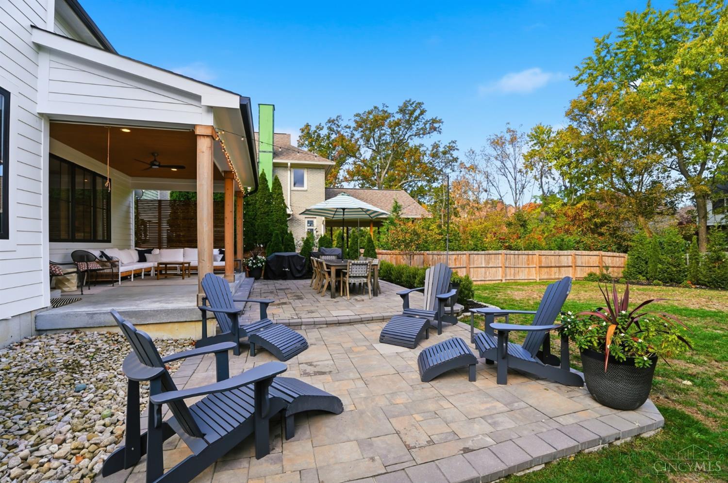 4832 Prospect Avenue