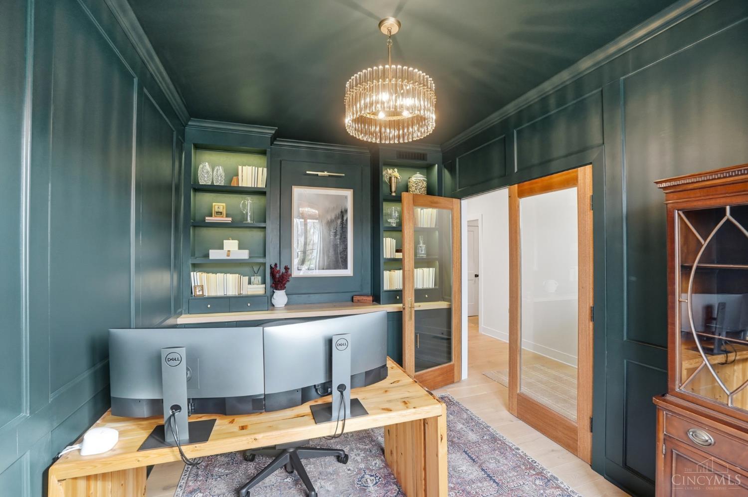 4832 Prospect Avenue