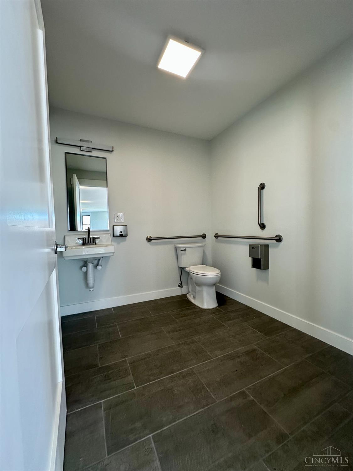 4024 Hamilton Avenue, Cincinnati, OH, 45223 — photo 5