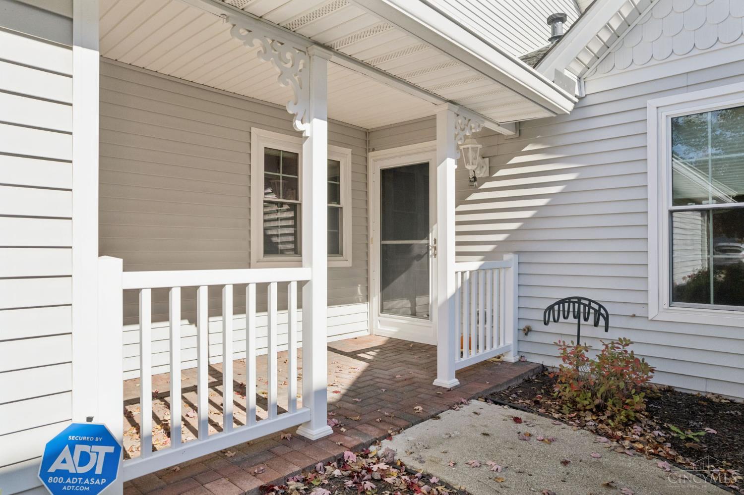 Homes for sale in Hamilton Twp, OH | 7668 Lake Pointe, Hamilton Twp, OH 45039 | MLS# 1860801