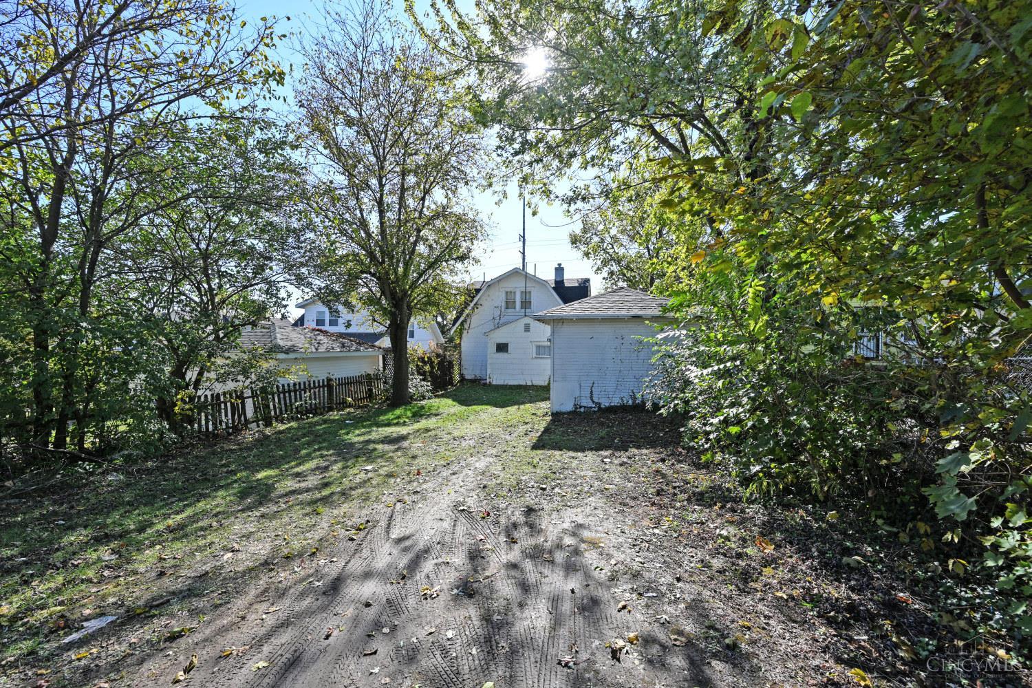 221 Siebenthaler Avenue, Dayton, OH, 45405 — photo 9
