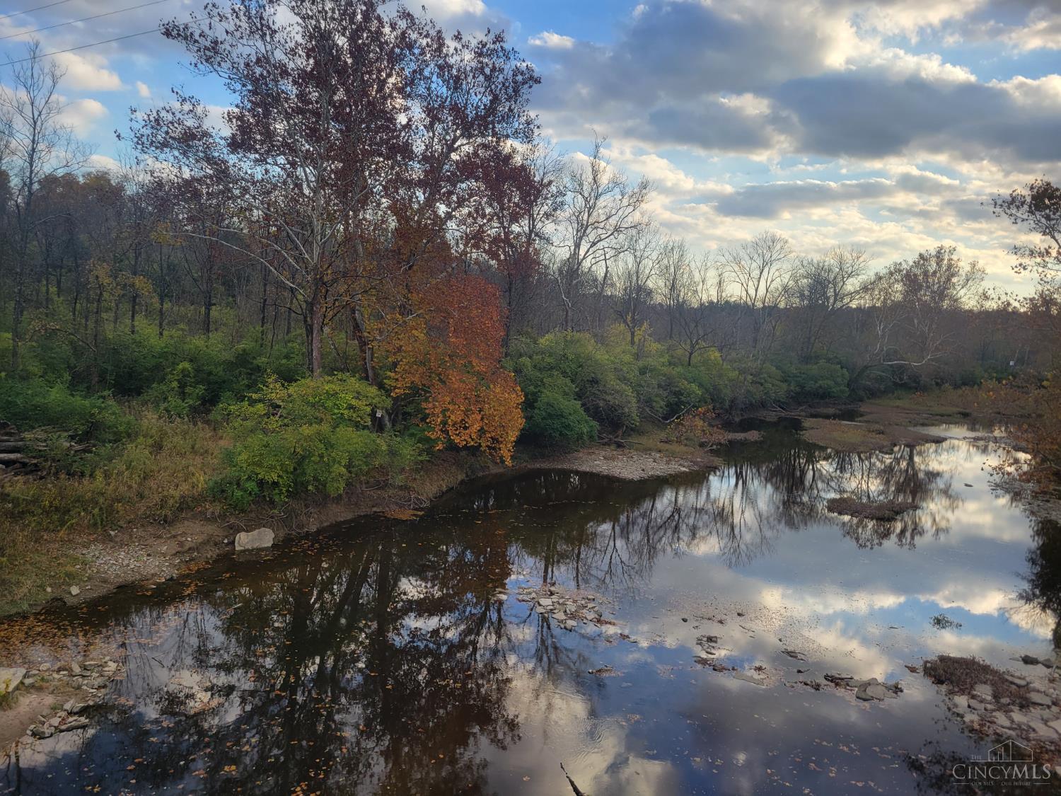 Homes for sale in Williamsburg, OH | 5 Dela Palma Rd, Williamsburg, OH 45176 | MLS# 1849569