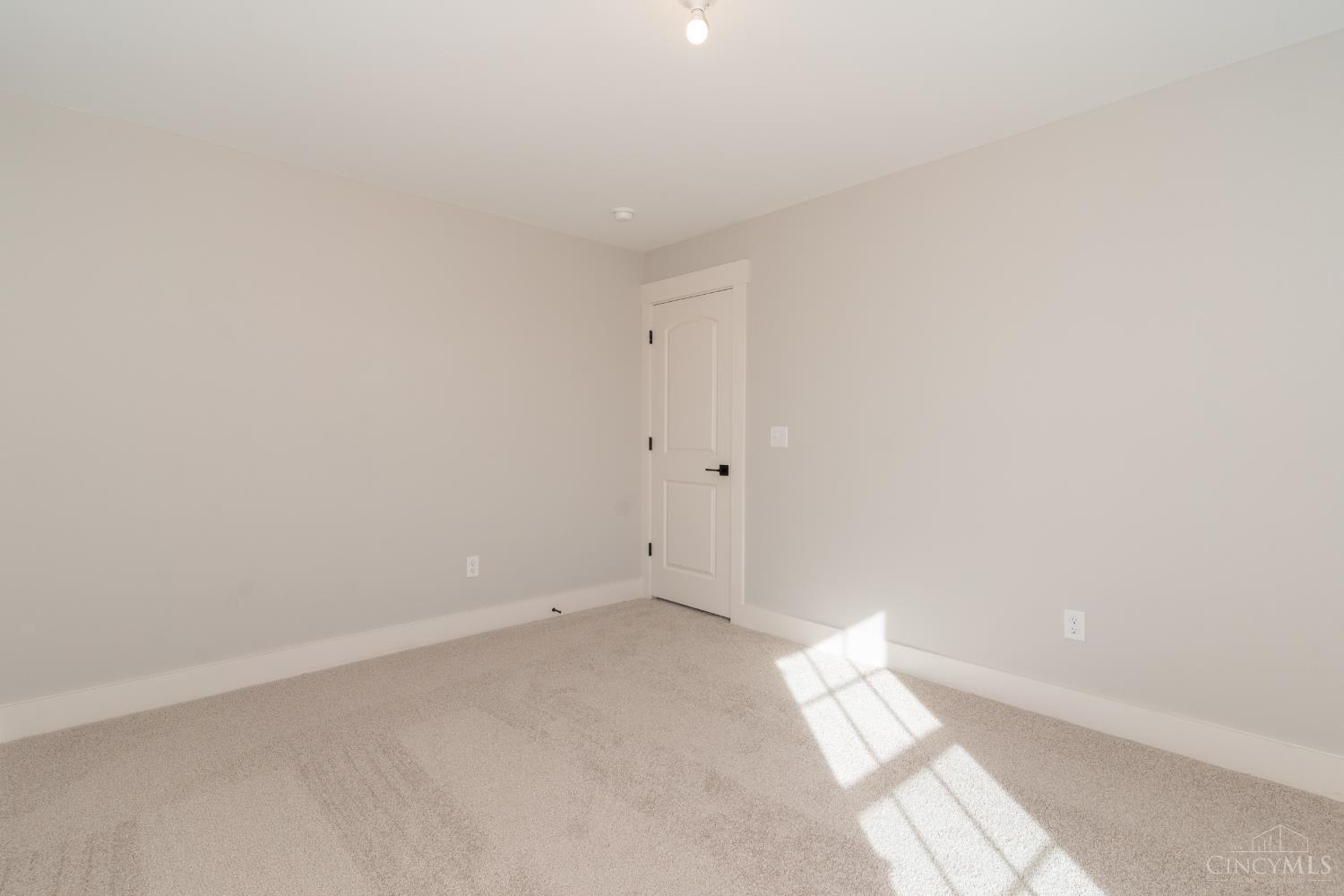 11050 Greenstone Court, Harrison, OH, 45030 — photo 29