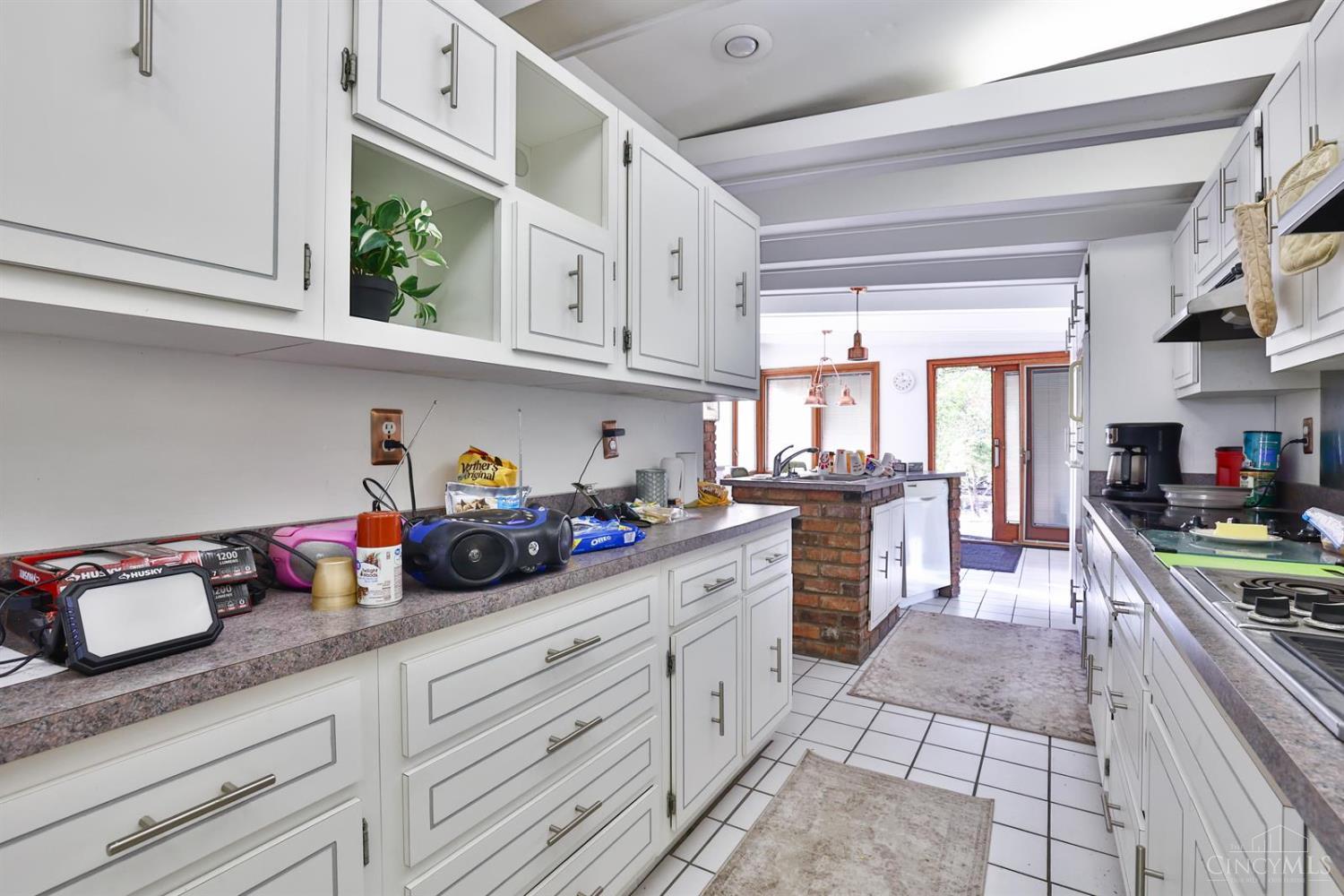 1650 Colonial Drive, Green Twp, OH, 45238 — photo 13