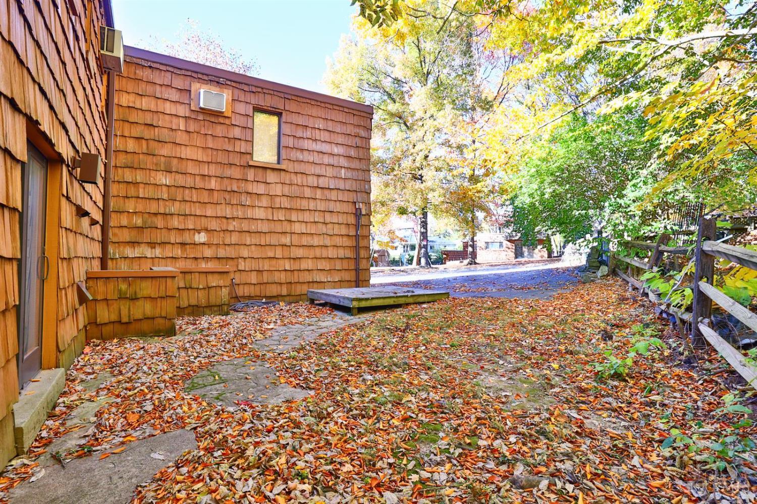 1650 Colonial Drive, Green Twp, OH, 45238 — photo 37