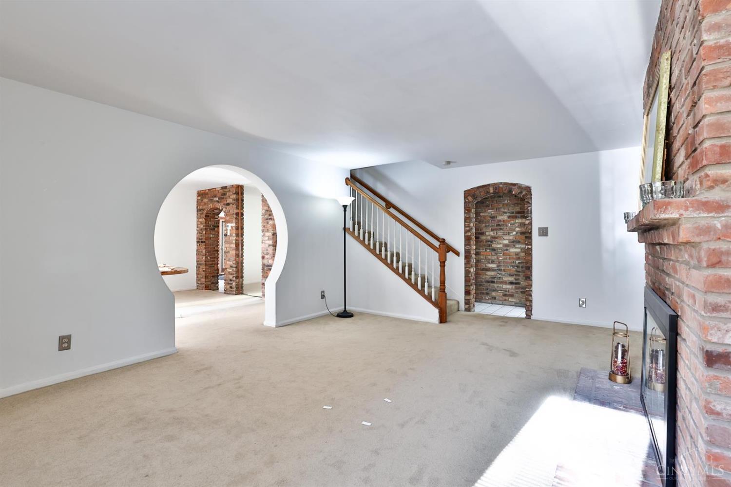 1650 Colonial Drive, Green Twp, OH, 45238 — photo 7