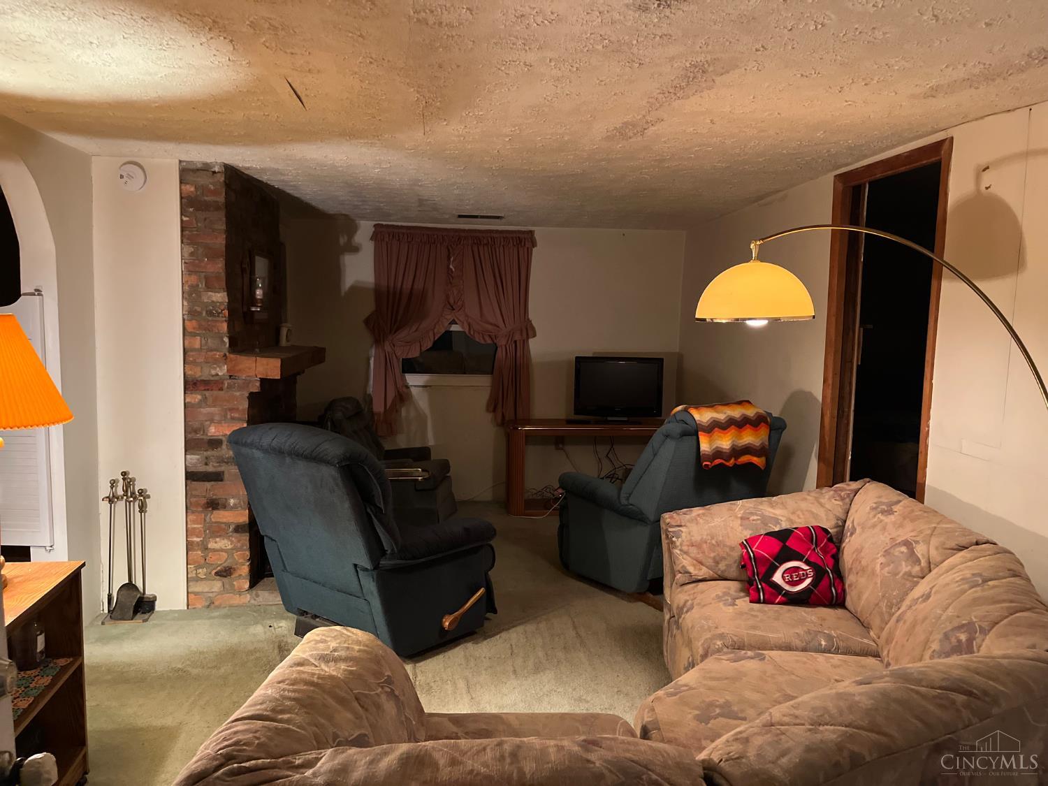 Homes for sale in Mt Healthy, OH | 7404 Perry St, Mt Healthy, OH 45231 | MLS# 1861337