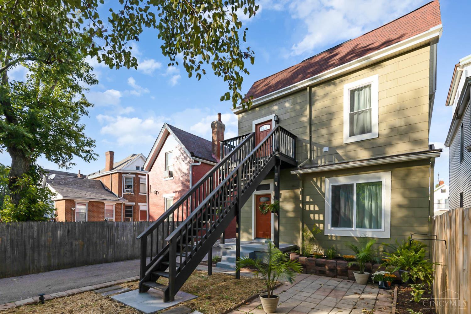 Homes for sale in Elmwood Place, OH | 519 Maple St, Elmwood Place, OH 45216 | MLS# 1861440