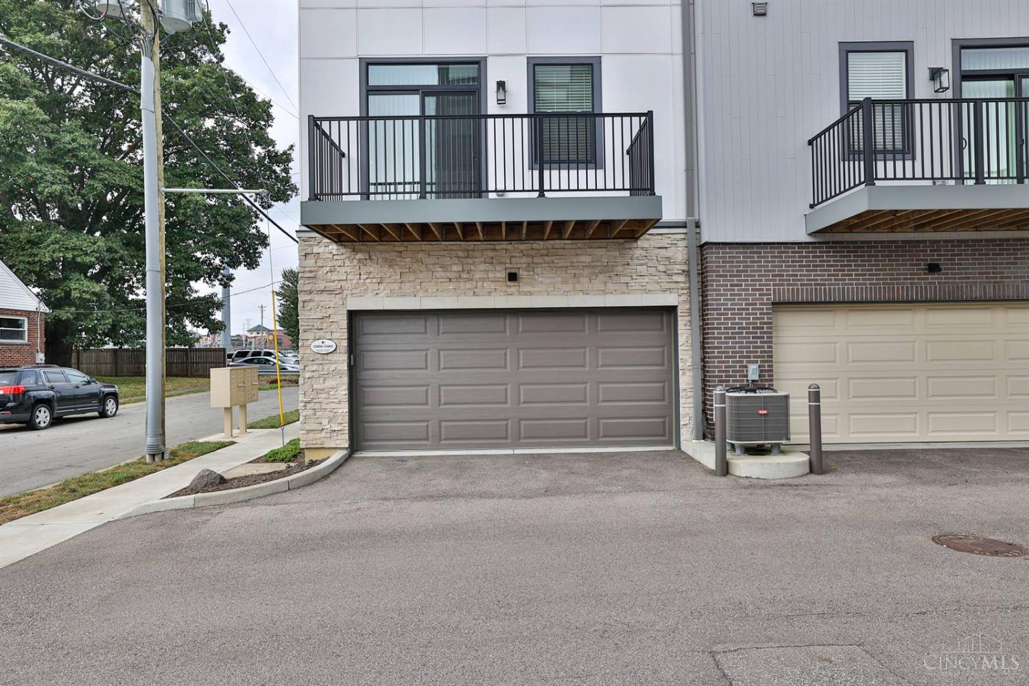 3500 Madison Park Avenue