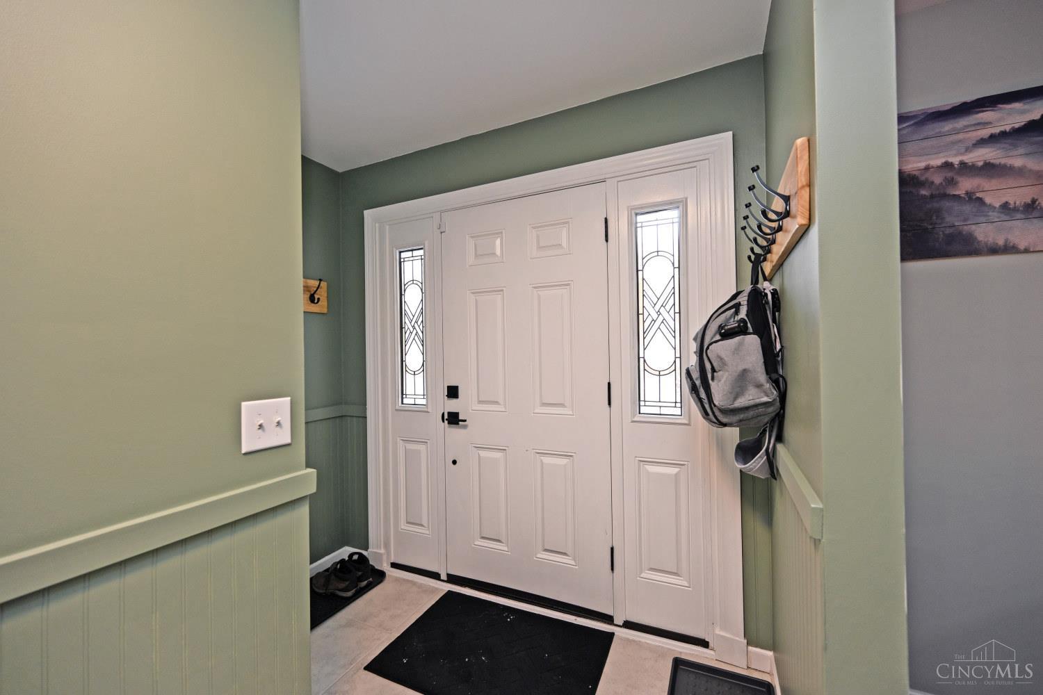 Homes for sale in Springfield Twp., OH | 1780 Springdale Rd, Springfield Twp., OH 45231 | MLS# 1861526