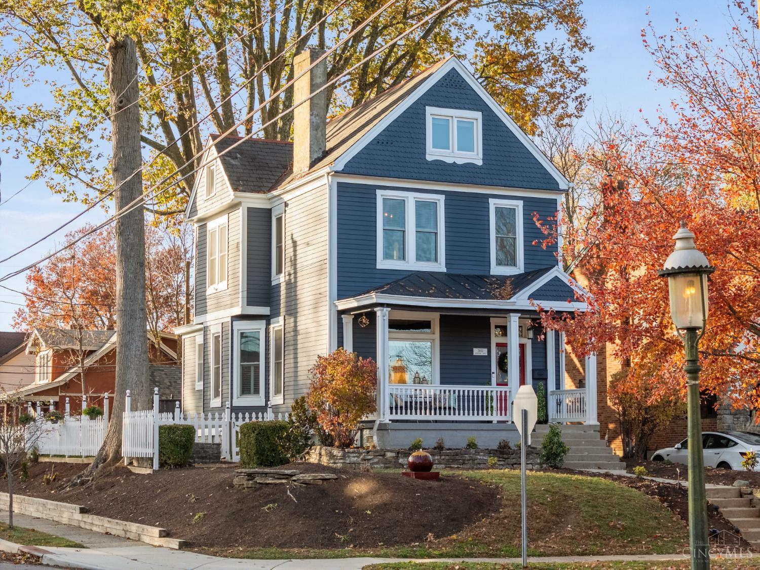 3803 Drakewood Drive