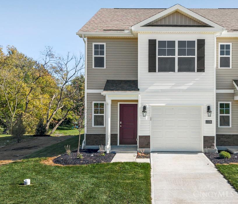 Homes for sale in Colerain Twp, OH | 10376 Mae Ct, Colerain Twp, OH 45251 | MLS# 1859037