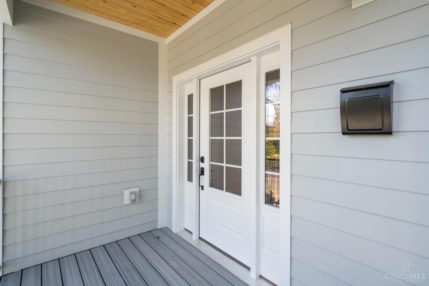 Homes for sale in Cincinnati, OH | 3917 Paxton Ave, Cincinnati, OH 45209 | MLS# 1861697