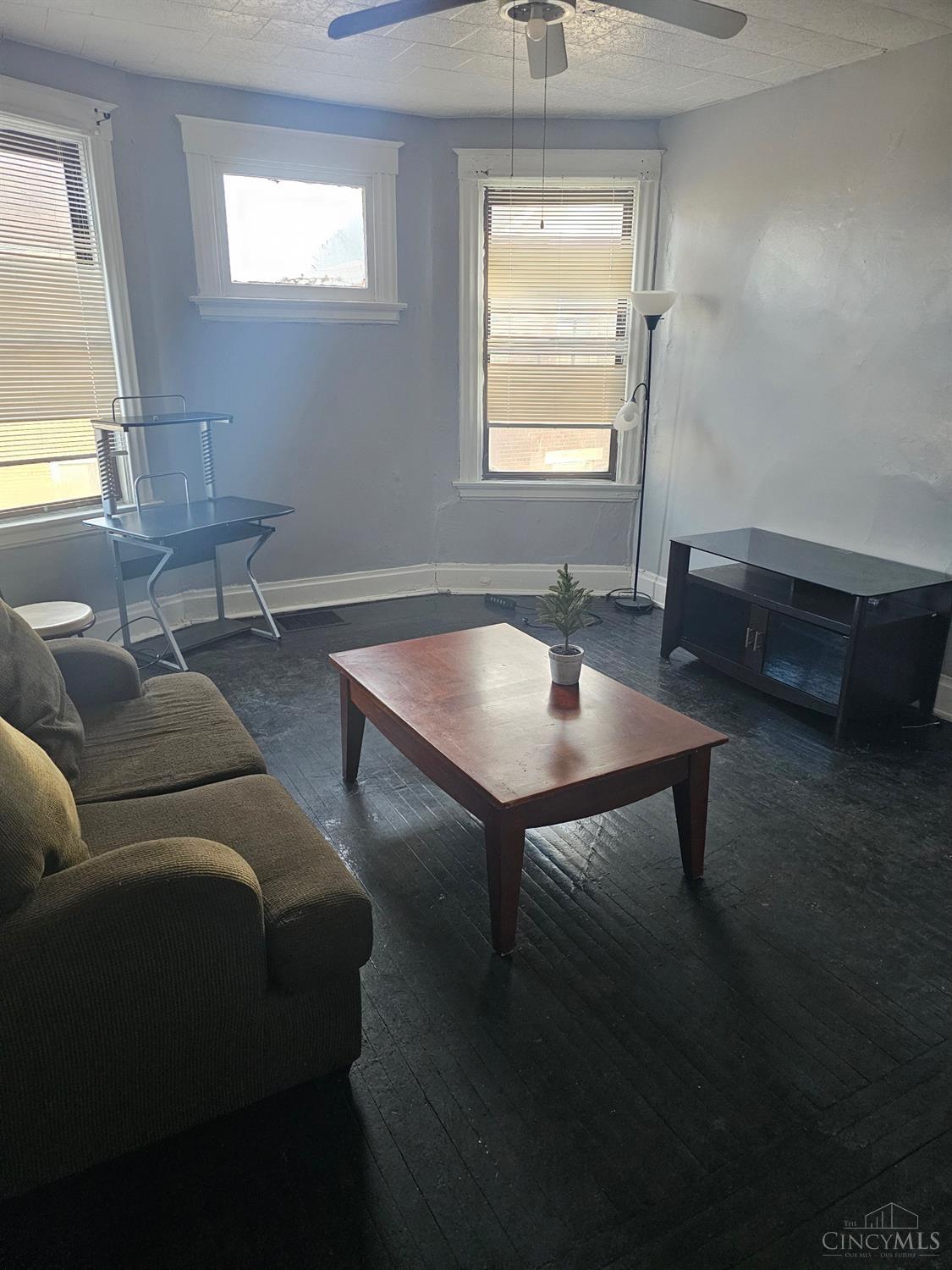 Homes for sale in Cincinnati, OH | 567 Stewart Pl, Cincinnati, OH 45229 | MLS# 1853320