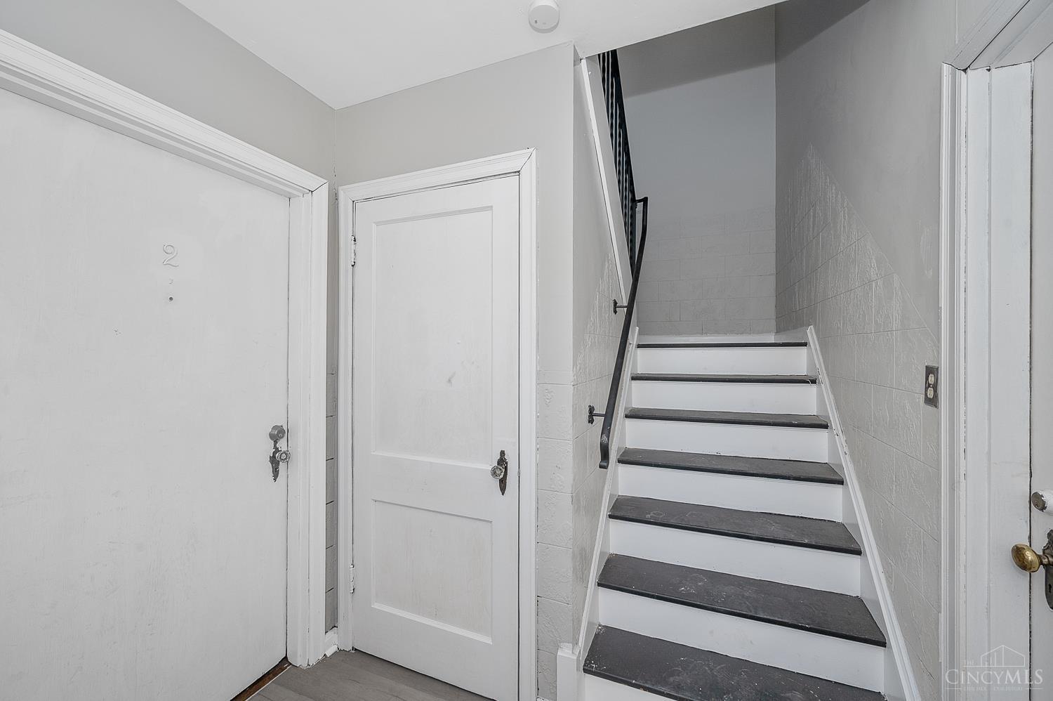 Homes for sale in Norwood, OH | 5160 Montgomery, Norwood, OH 45212 | MLS# 1862150