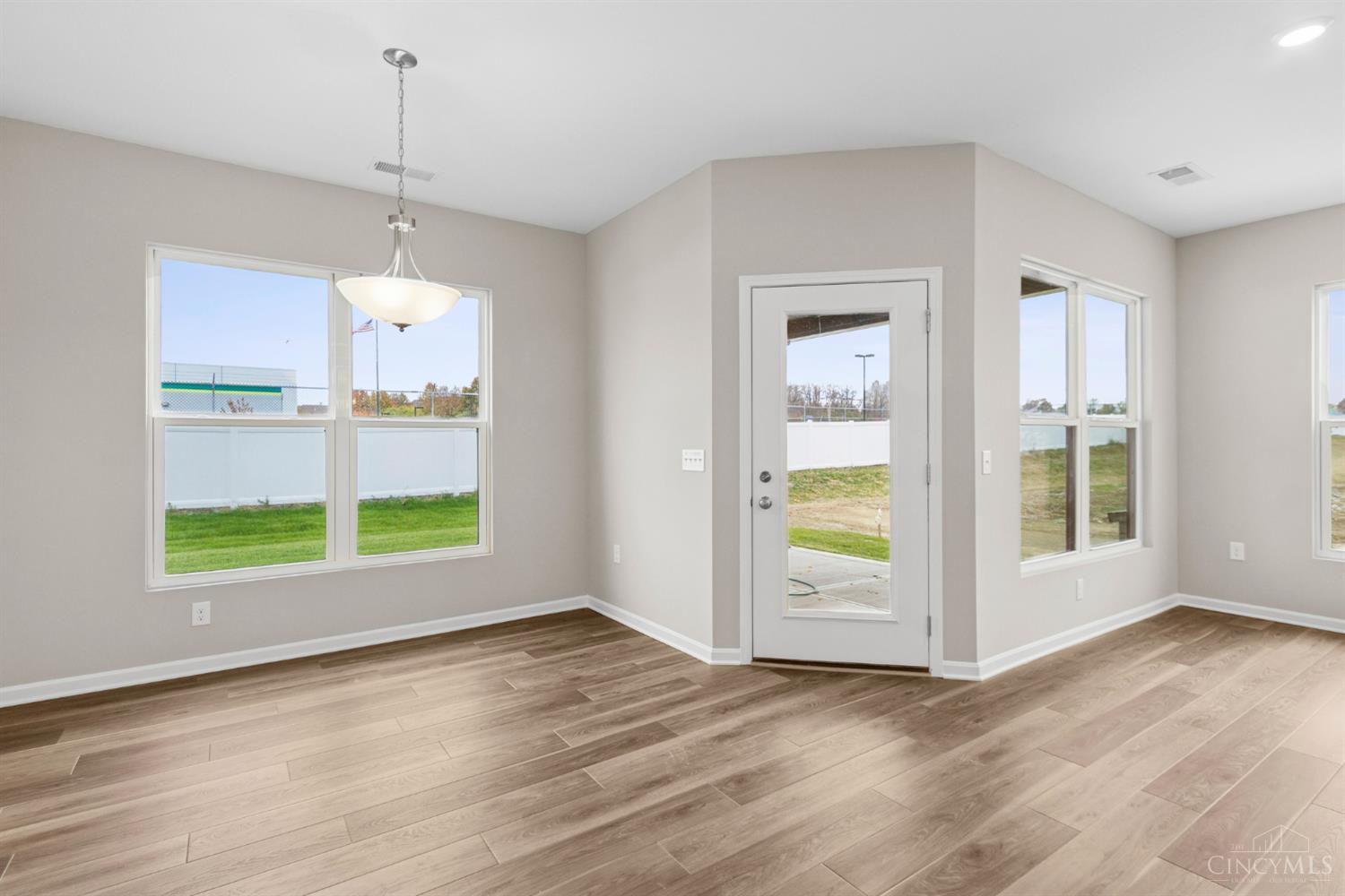 5560 Birch Court #9757, Fairfield Twp, OH, 45011 — photo 32