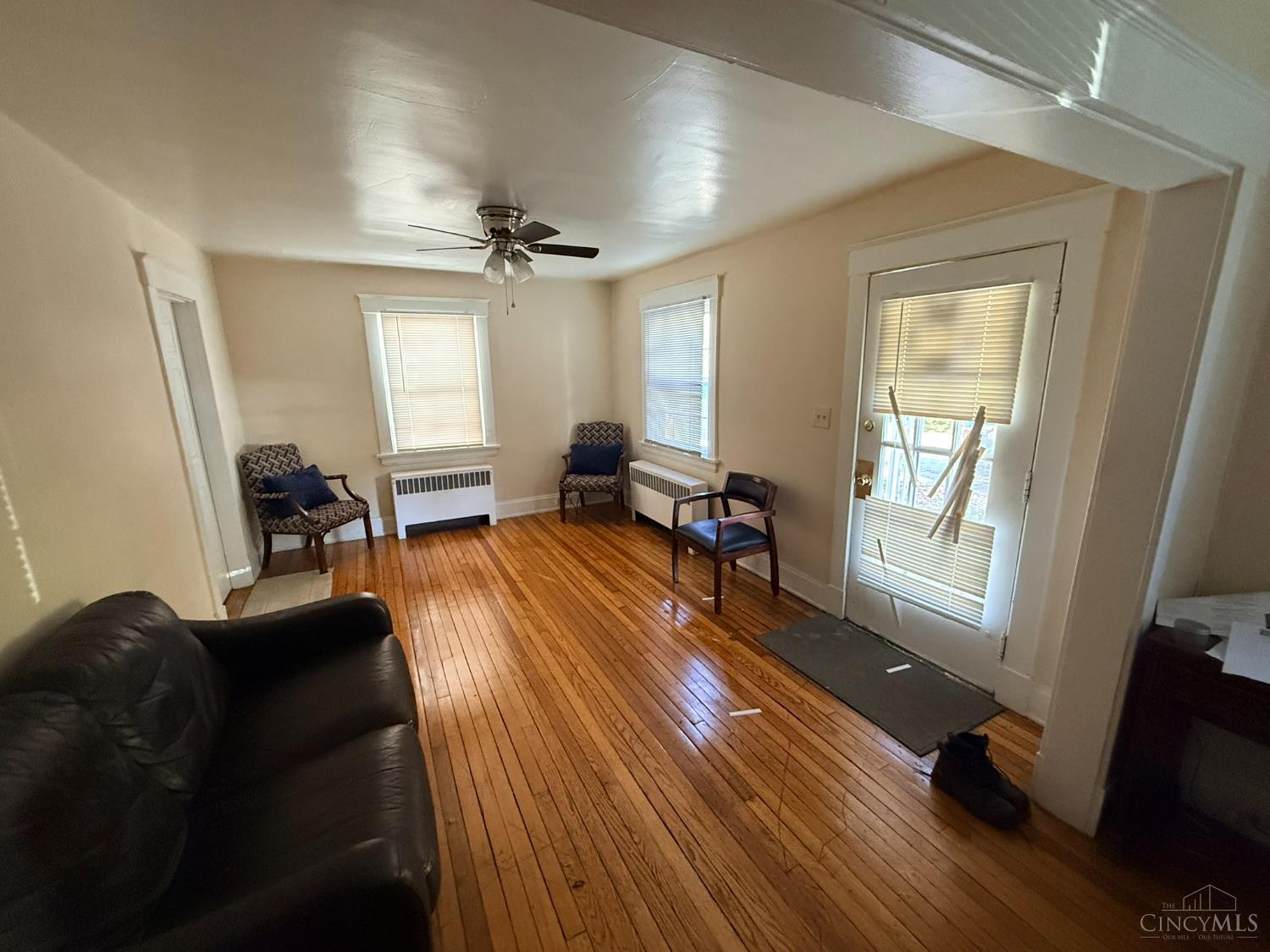 Homes for sale in Cincinnati, OH | 2911 Maisel Dr, Cincinnati, OH 45220 | MLS# 1862376