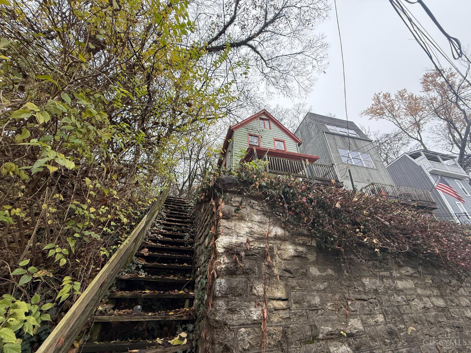 Homes for sale in Cincinnati, OH | 2485 Warsaw Ave, Cincinnati, OH 45204 | MLS# 1862642