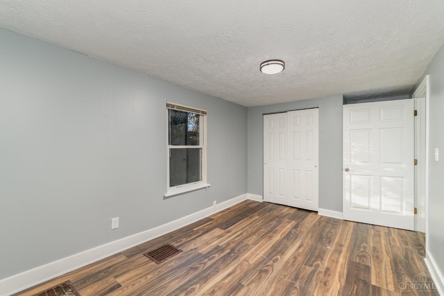 163 Washington Avenue, Glendale, OH, 45246 — photo 13