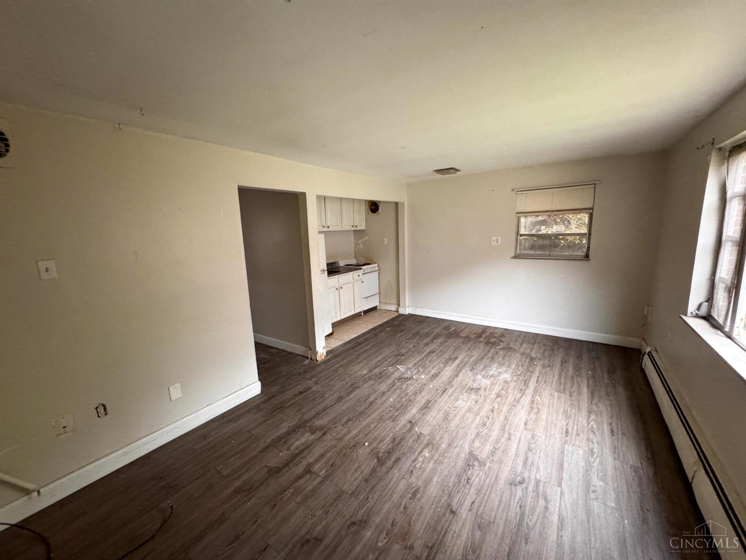 Homes for sale in Cincinnati, OH | 1934 Grand Ave, Cincinnati, OH 45214 | MLS# 1863095