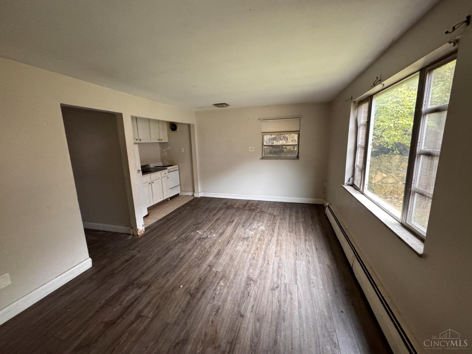 Homes for sale in Cincinnati, OH | 1934 Grand Ave, Cincinnati, OH 45214 | MLS# 1863095