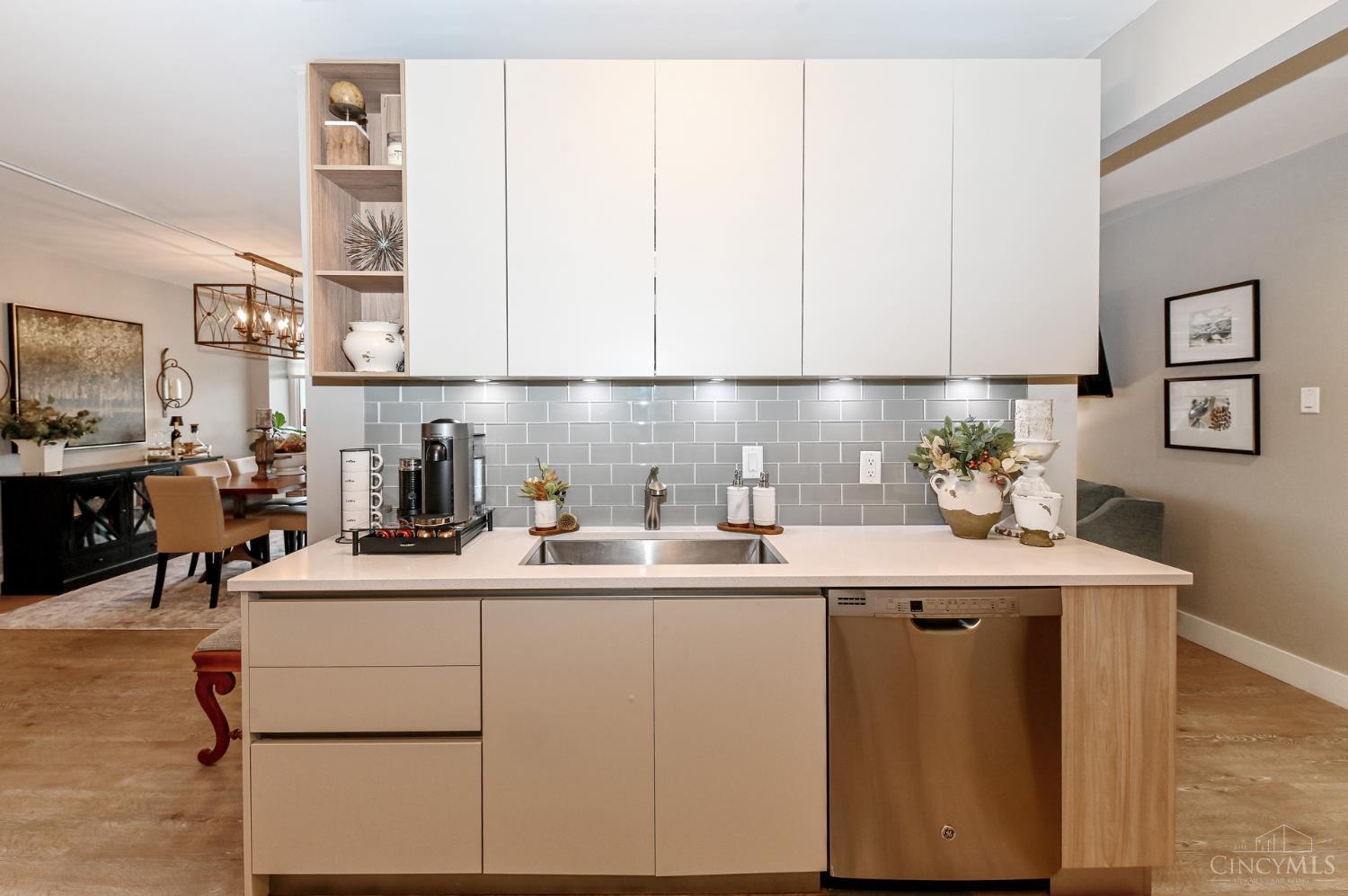 2401 Ingleside Avenue #143