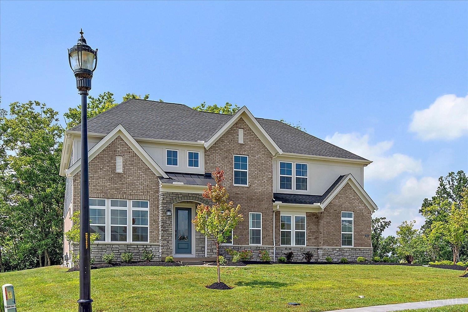 Homes for sale in Miami Twp, OH | 7511 Donegal Dr, Miami Twp, OH 45233 | MLS# 1863183