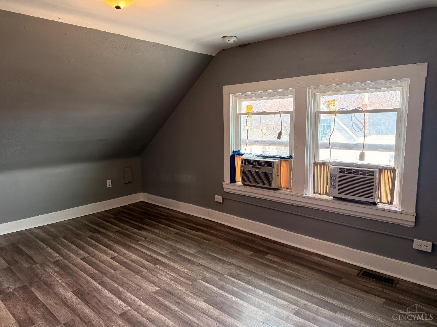 1015 Purcell Avenue, Cincinnati, OH, 45205 — photo 35