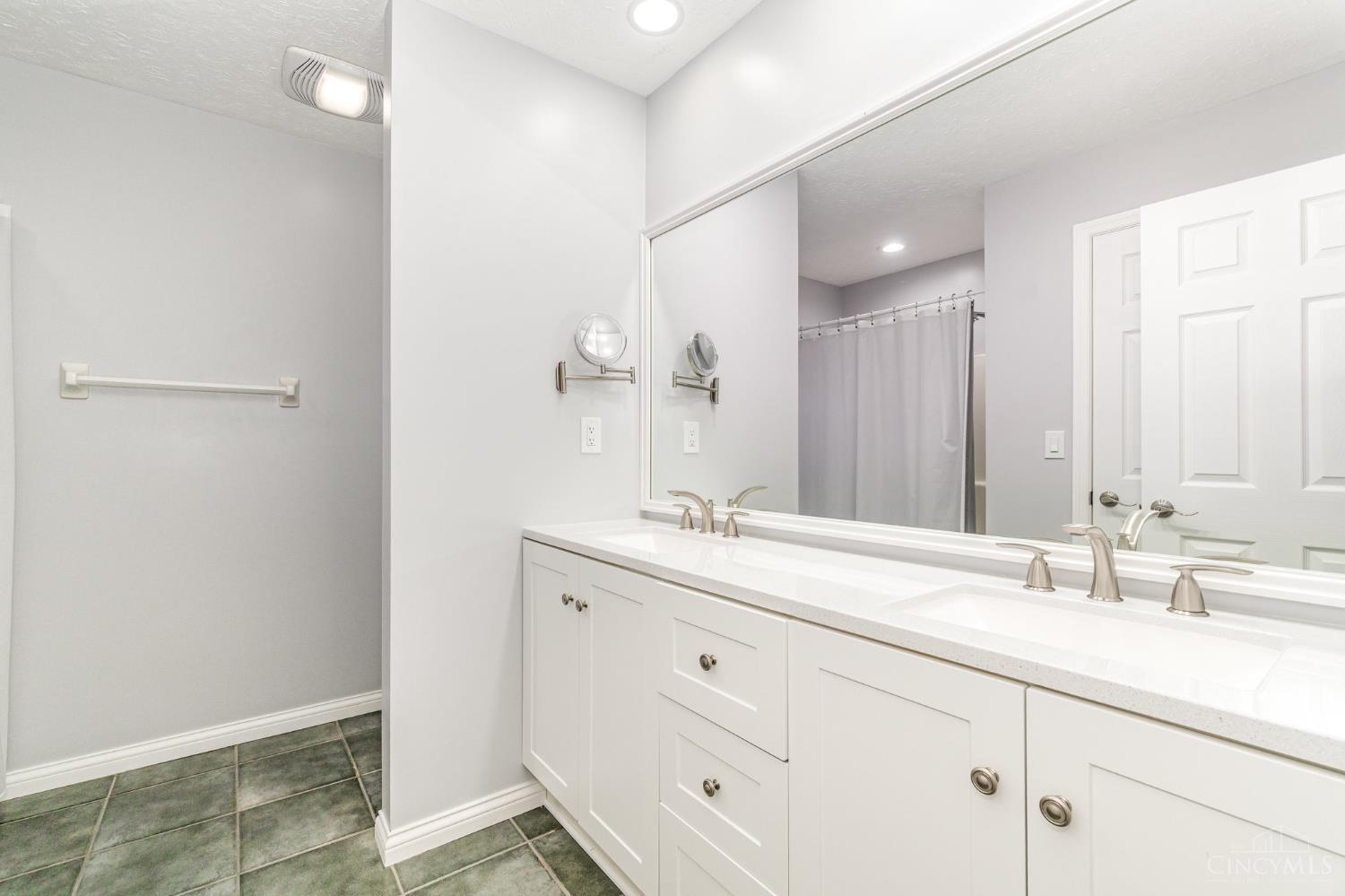 4903 Deer Ridge Court